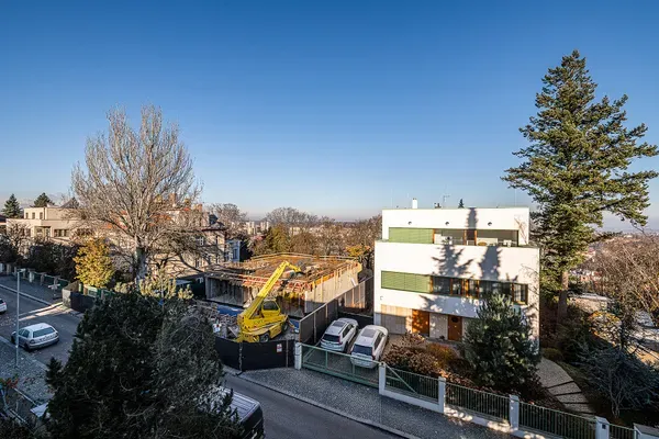 Výhled z 2. podlaží